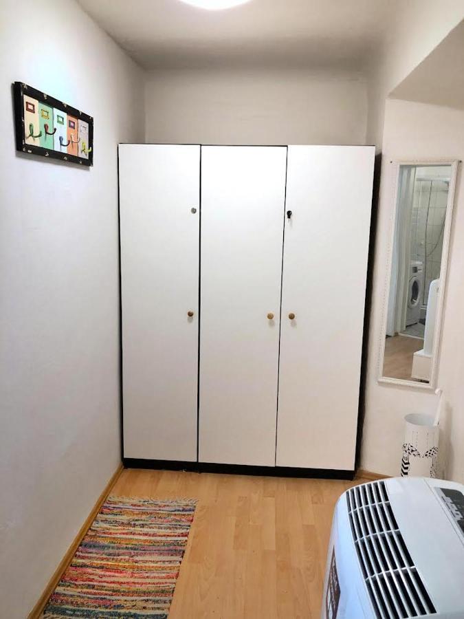 1Br Apartment On The Most Beautiful Street In Ljubljana Center Exterior photo